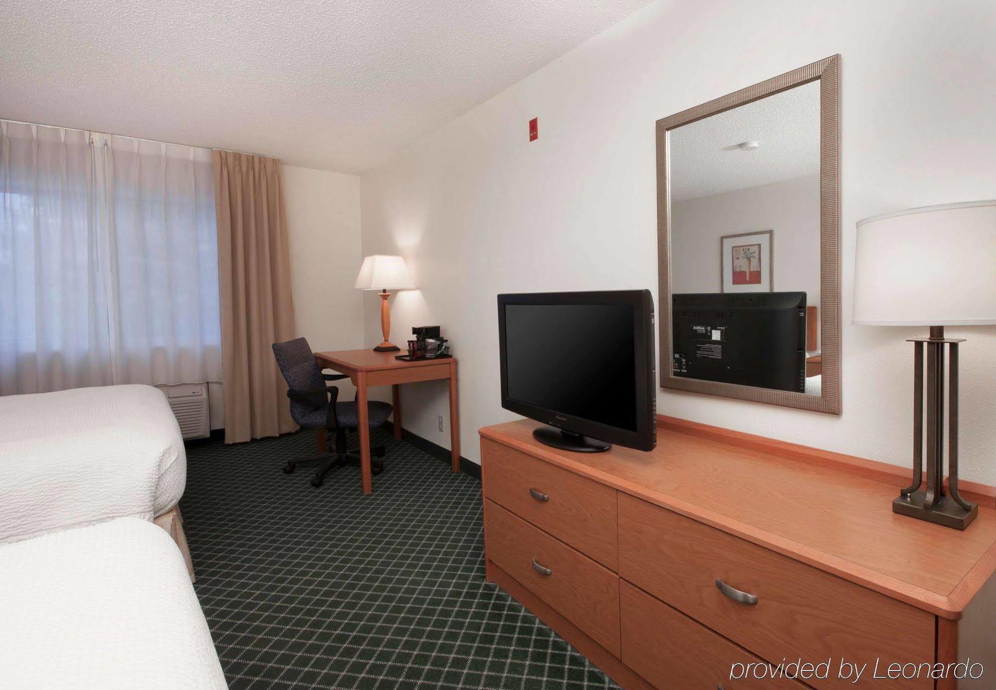 Baymont By Wyndham Coon Rapids Hotel Ngoại thất bức ảnh