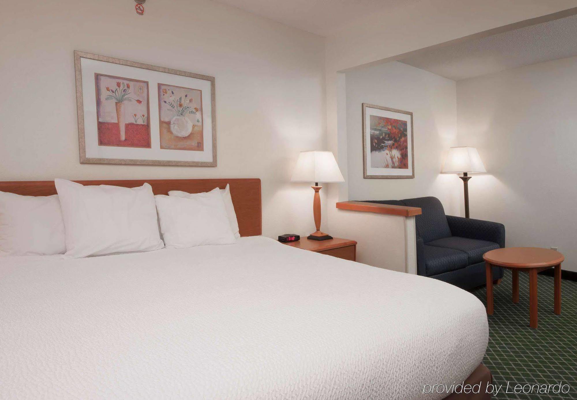 Baymont By Wyndham Coon Rapids Hotel Ngoại thất bức ảnh