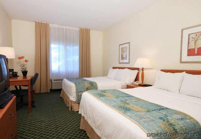 Baymont By Wyndham Coon Rapids Hotel Ngoại thất bức ảnh