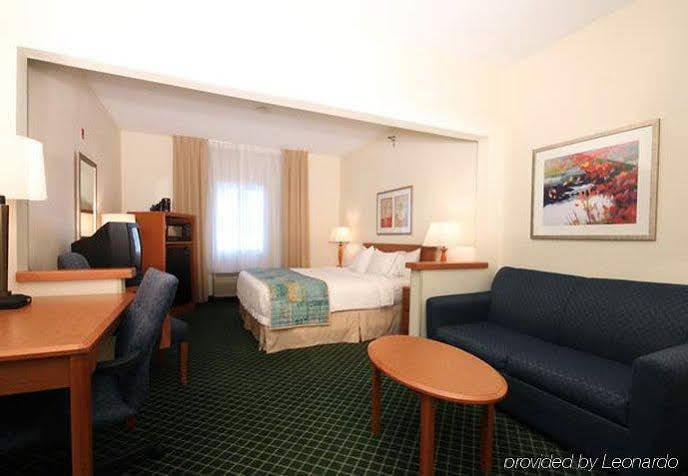 Baymont By Wyndham Coon Rapids Hotel Ngoại thất bức ảnh