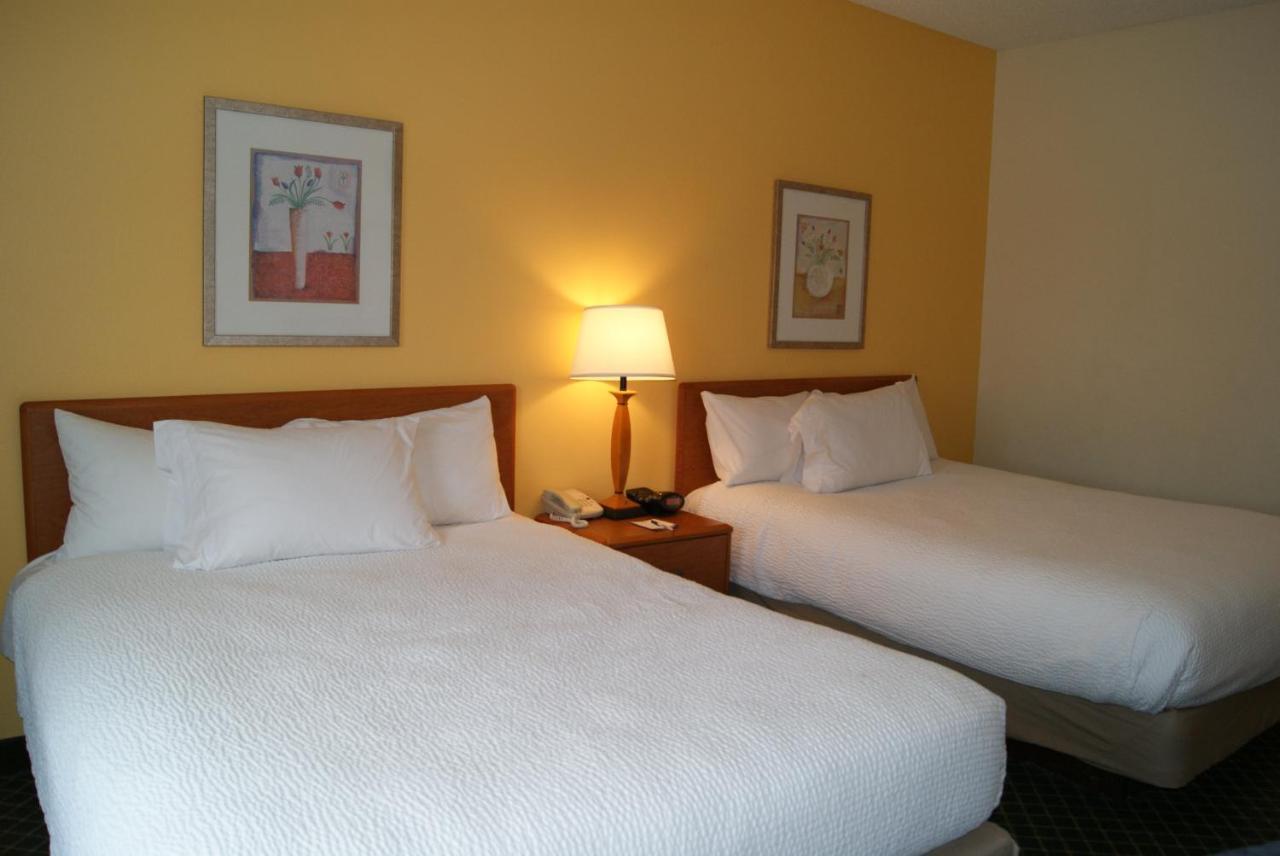 Baymont By Wyndham Coon Rapids Hotel Ngoại thất bức ảnh