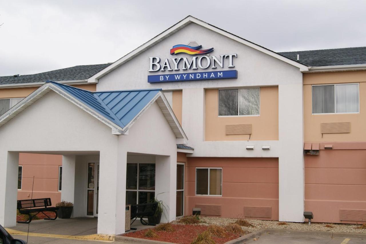 Baymont By Wyndham Coon Rapids Hotel Ngoại thất bức ảnh