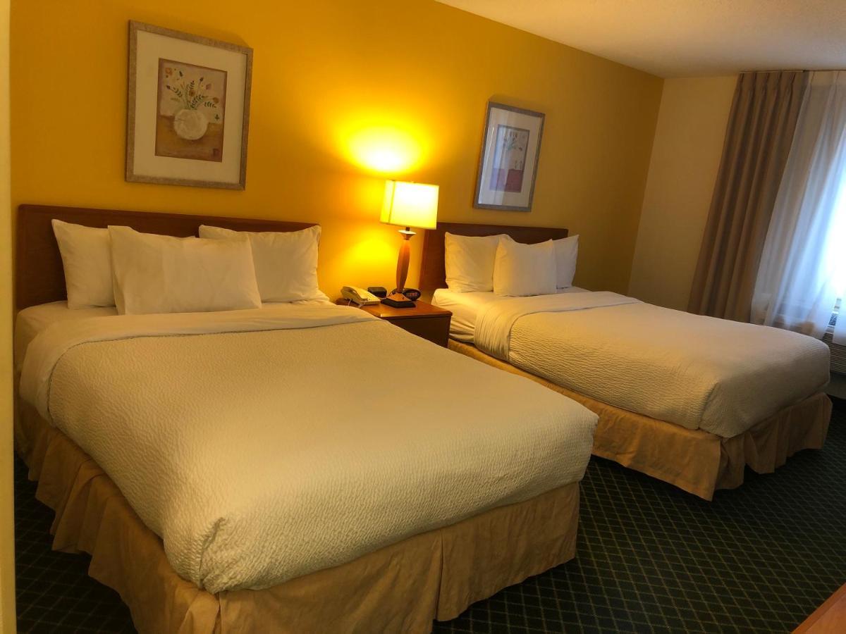 Baymont By Wyndham Coon Rapids Hotel Ngoại thất bức ảnh